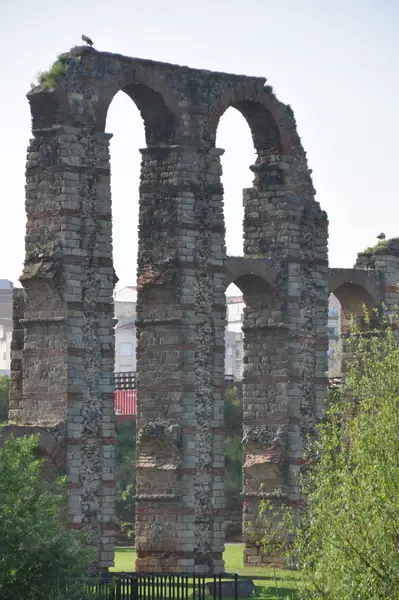 Acueducto de los Milagros, Mérida — acueducto