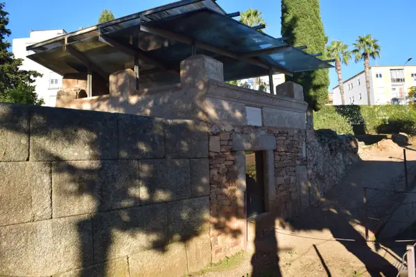Área Funeraria de los Columbarios, Mérida — necrópolis