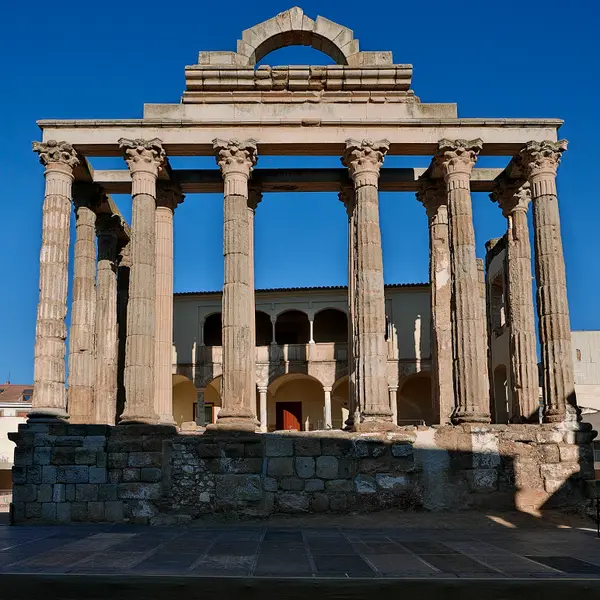Templo de Diana, Mérida — templo